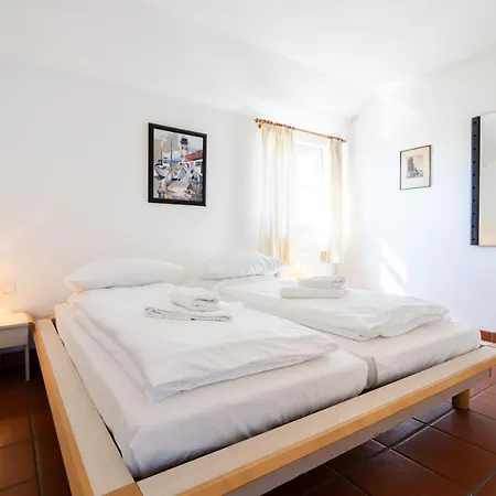 Rugana - Klassik Mit 2 Schlafzimmern Und Terrasse C50 *